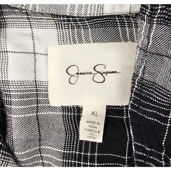 Jessica Simpson XL black white buffalo plaid holiday winter LIGHT flannel button - Picture 5 of 8